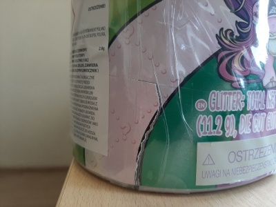 photo5287362482819673756