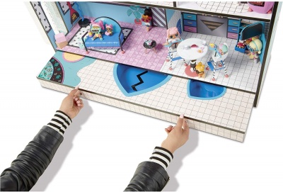 1_LOL Surprise House 555001