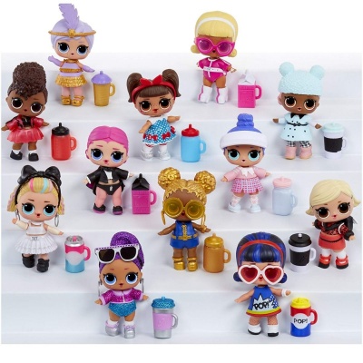 6_dolls